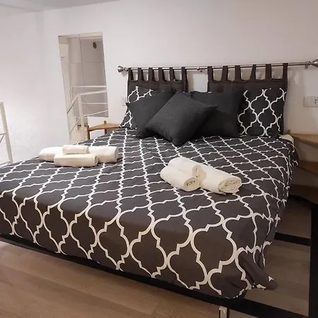 아파트 Duomo Porta Venezia Mini Loft Con Wifi E Netflix *