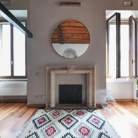 La Foppa - Large & Trendy Flat Moscova-brera Апартаменты Милан