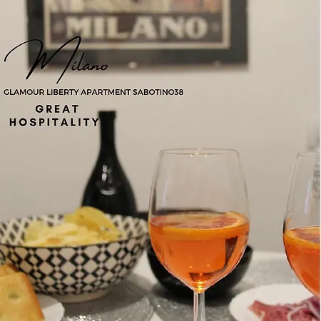Apartament Glamour Liberty Sabotino38 Mediolan