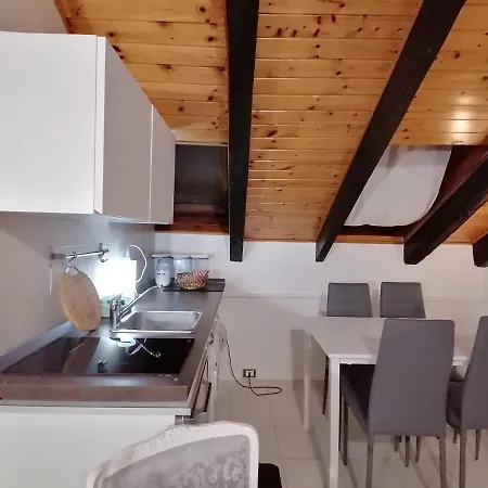 Mercanti Attic Version *