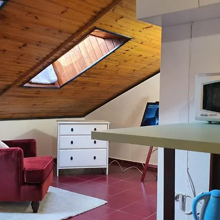 Mercanti Attic Version