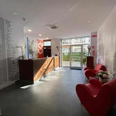 & Urban Padel Apartmanhotel