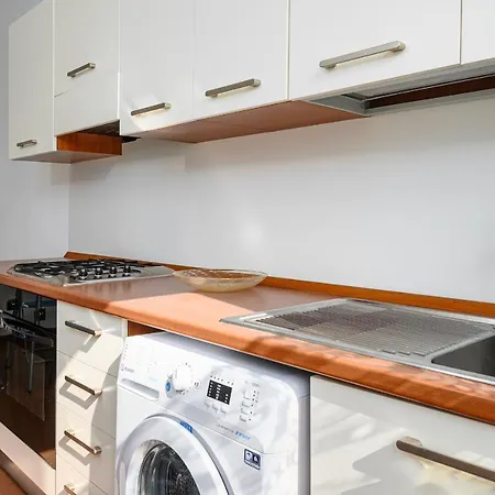 Classbnb - A 200 Metri Dalla Metro Pagano Апартаменты *
