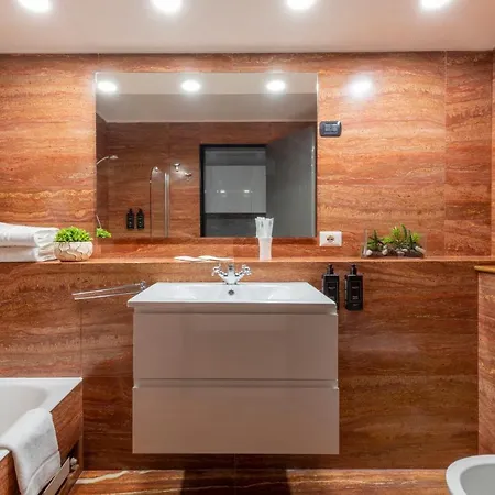 アパート ミラン ロイヤル スイーツ セントロ ドゥオーモ ミラノ