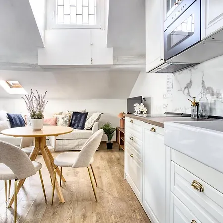 Trendy Loft Escape Corso Apartment