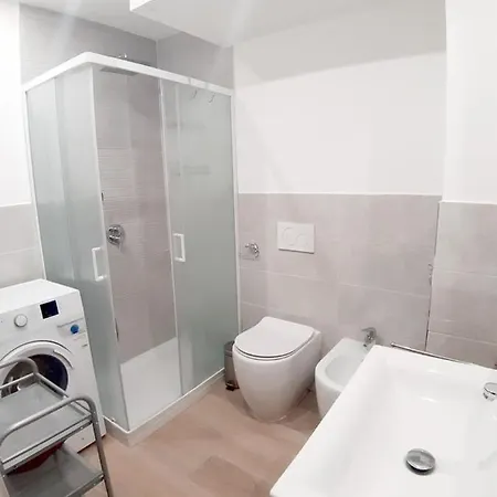 Easy Italy Apartment *