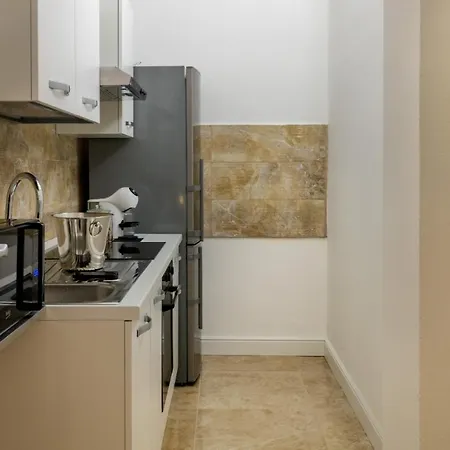 San Babila - Luxury Milanese Apartment Milan