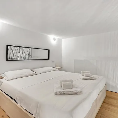 Loft Martini, Porta Vittoria Nel Centro Storico Di *