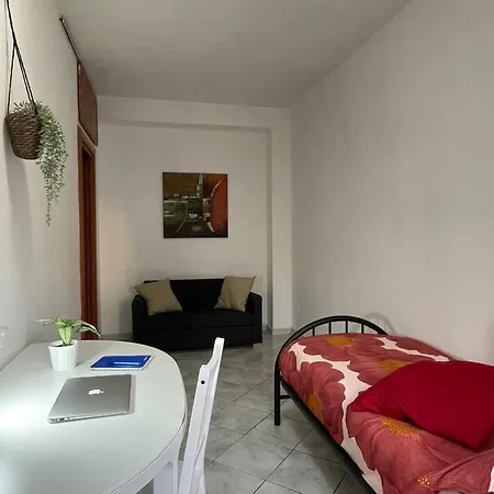 Parcheggi Gratis Collegato Al Duomo Con Tram27 * Mailand