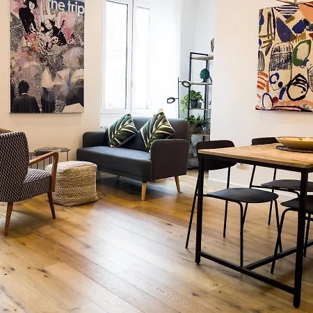 Easylife - - Palazzi 19 - Porta Venezia Appartement *