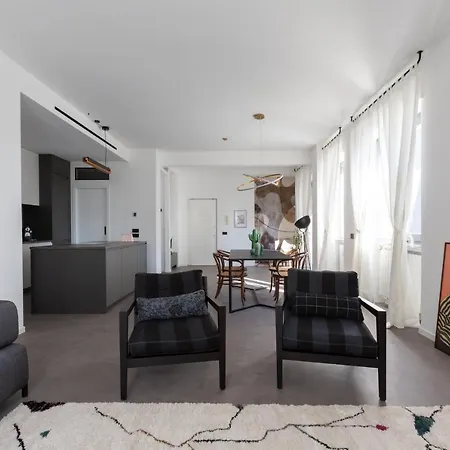 Apartment Sant'ambrogio Bright And Stylish Flat Milan