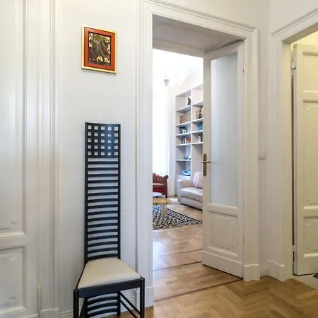 Easylife - Comoda Residenza Con Terrazzino Abitabile In Zona Sant Ambrogio * Milan