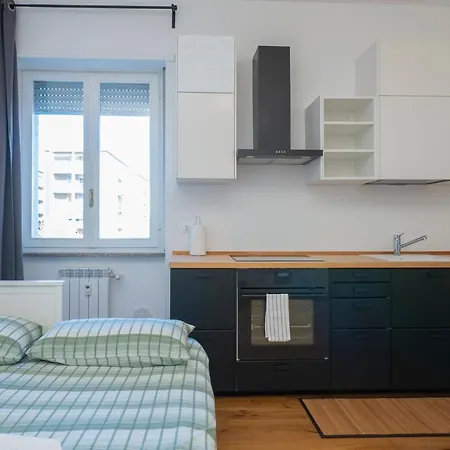 I Host - Fiuggi 59 ミラノ