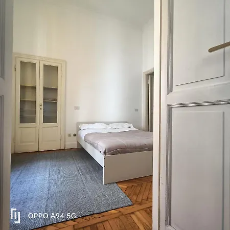 Stilish Flat In Downtown شقة
