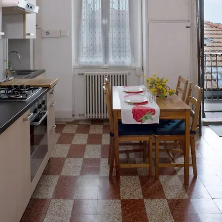 Accomodo Mib25 Bivano Navigli * Milan