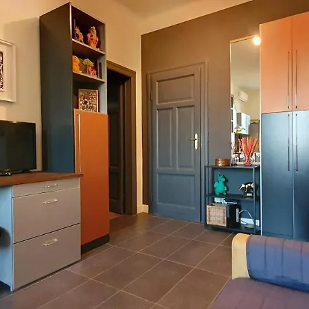 Bnbutler - Aselli, 14 - Comodo E Luminoso *