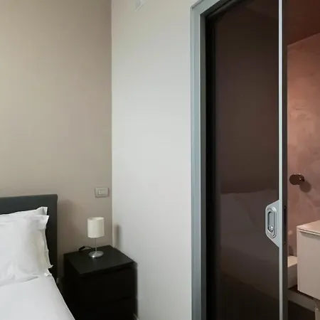 Italianway - Naviglio Pavese 6 * Μιλάνο