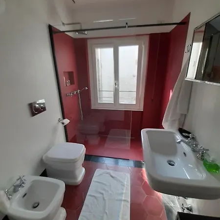 Di Charme Con Ingresso Indipendente 3*