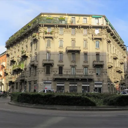 Home4youmilano Apartamento Milão