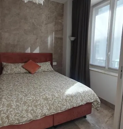 Апартаменты Pink Maison Centro Piazza Diaz Duomo Милан