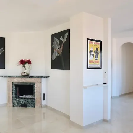 Lux 180sqm Flat - Entire Last Floor شقة ميلان