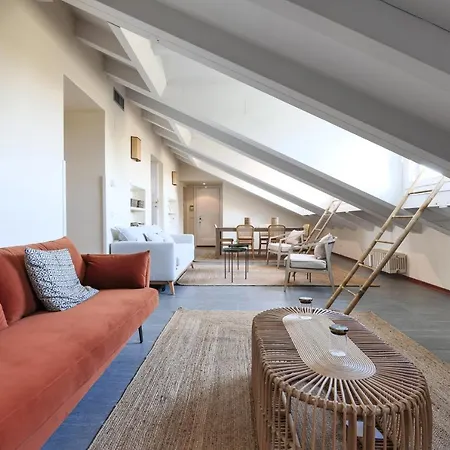 Lux Penthouse Palestro * Milan