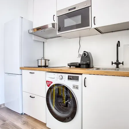 Joivy Bright Flat Near Sforzesco Castle * Milano