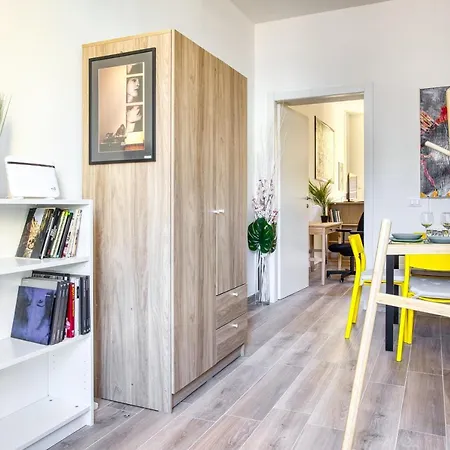 Joivy Bright Flat Near Sforzesco Castle 밀라노