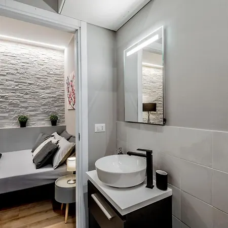 Super Modern And Design Apartment, A Due Passi Dai Navigli 밀라노
