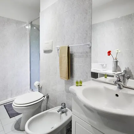 House Naviglio Grande 15 Minutes To Duomo Apartment