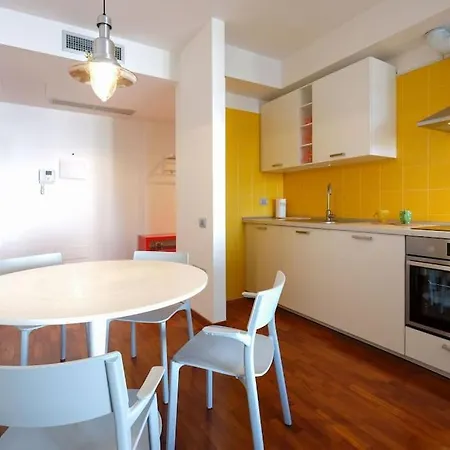 Apartamento Cozy With Spacious Veranda *