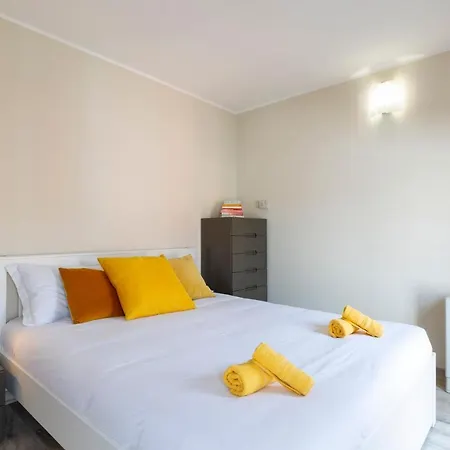 Salomone - Mecenate District *