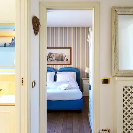 Apartamento Montenapoleone-duomo Attico Di Lusso E Parcheggio Privato