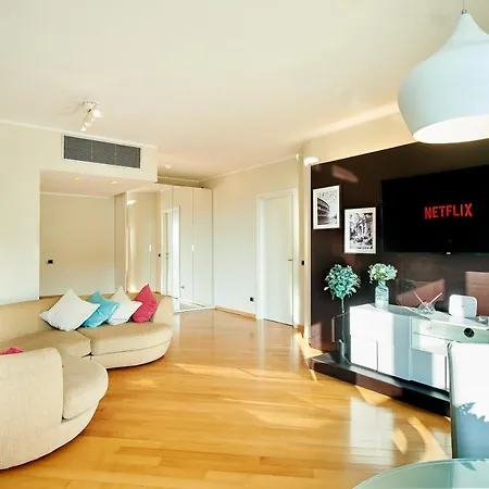 You In Appartement