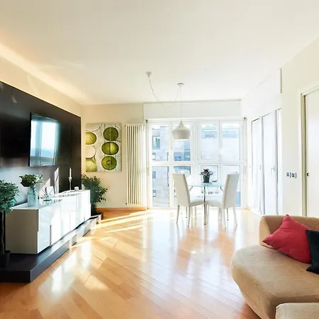 You In Appartement *