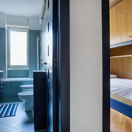 Apartment Joivy Attractive Flat Near Citylife Milan