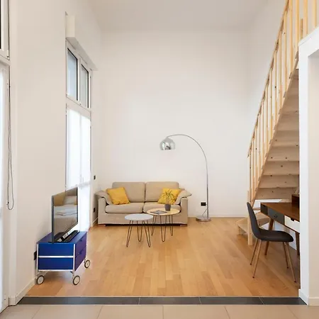 Spazioso Loft Di Design In Bovisa * Milan