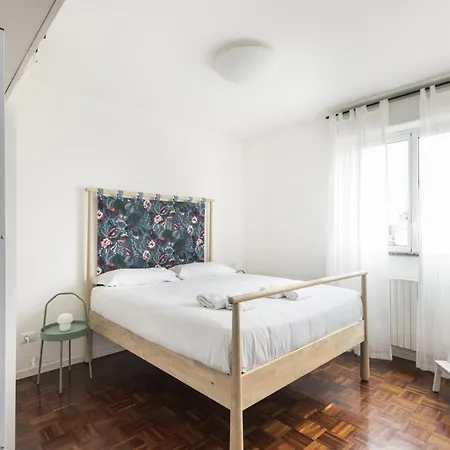 Apartment Easylife - Accogliente Dimora Con Balcone