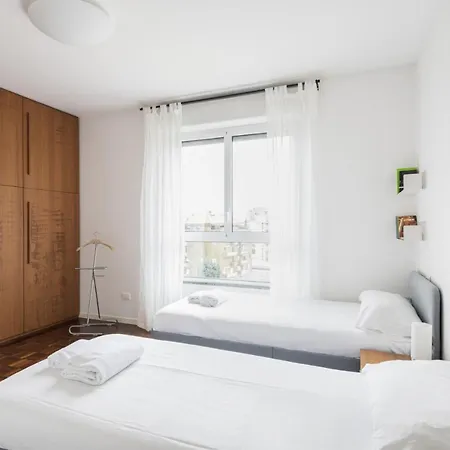 Easylife - Accogliente Dimora Con Balcone Apartment Milan