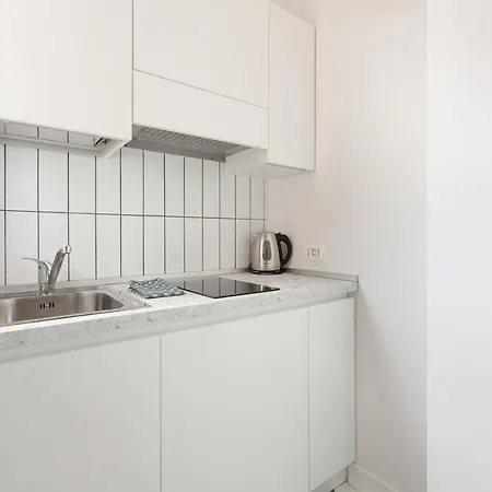 Comfy X2 - 1,1 Km Far From Iulm University! شقة ميلان