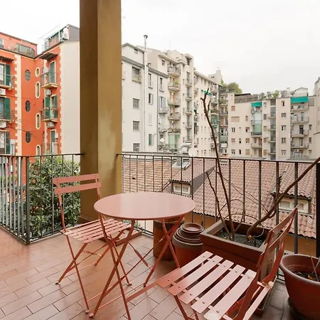 Cozy With Balcony - Porta Romana District *