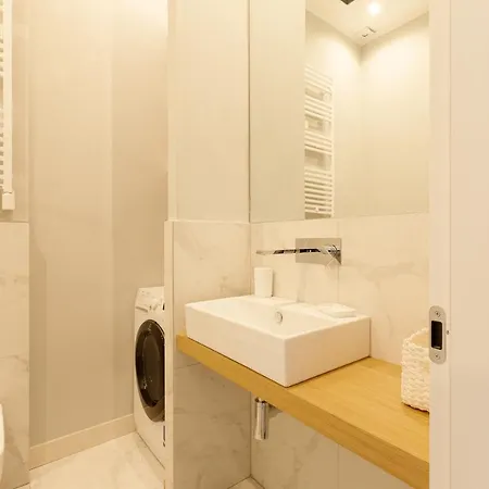 Milano- Darsena And Navigli Area! Cozy Apt! *