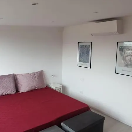 Bella Vista * Milán