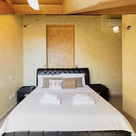 Easylife - Esclusivo Attico In S Babila Milano