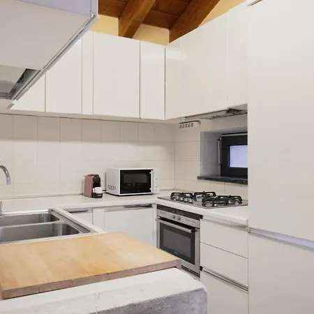 Easylife - Esclusivo Attico In S Babila * Milan