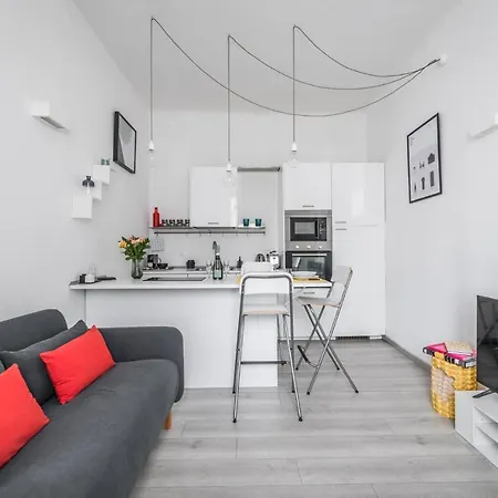 The Minimal Chic - Isola District * Milan