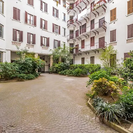 The Minimal Chic - Isola District Milán