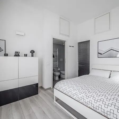Apartment The Minimal Chic - Isola District