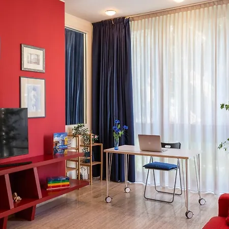 Twins - Tolstoj District Apartment Mailand