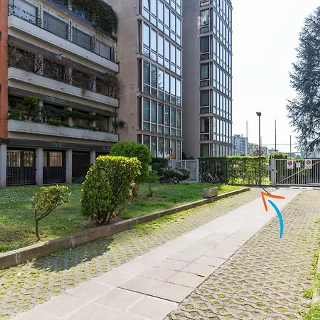 Twins - Tolstoj District Apartment *